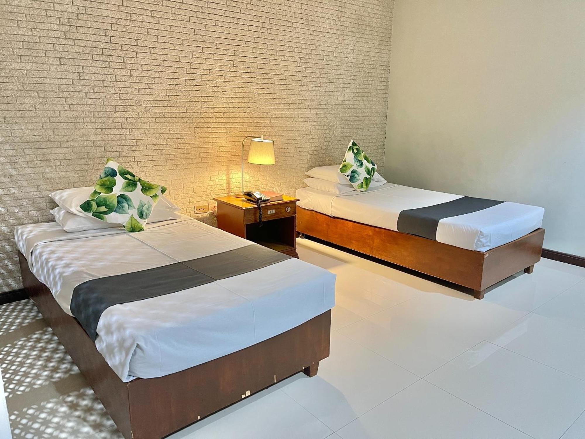 The Vip Hotel Cagayan de Oro Exteriör bild