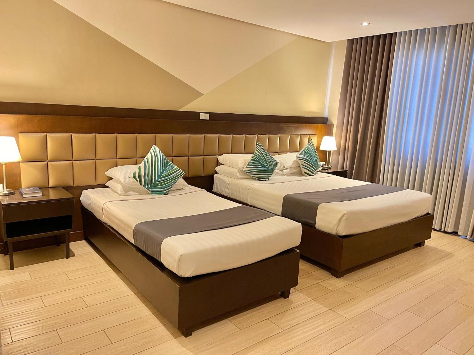 The Vip Hotel Cagayan de Oro Exteriör bild