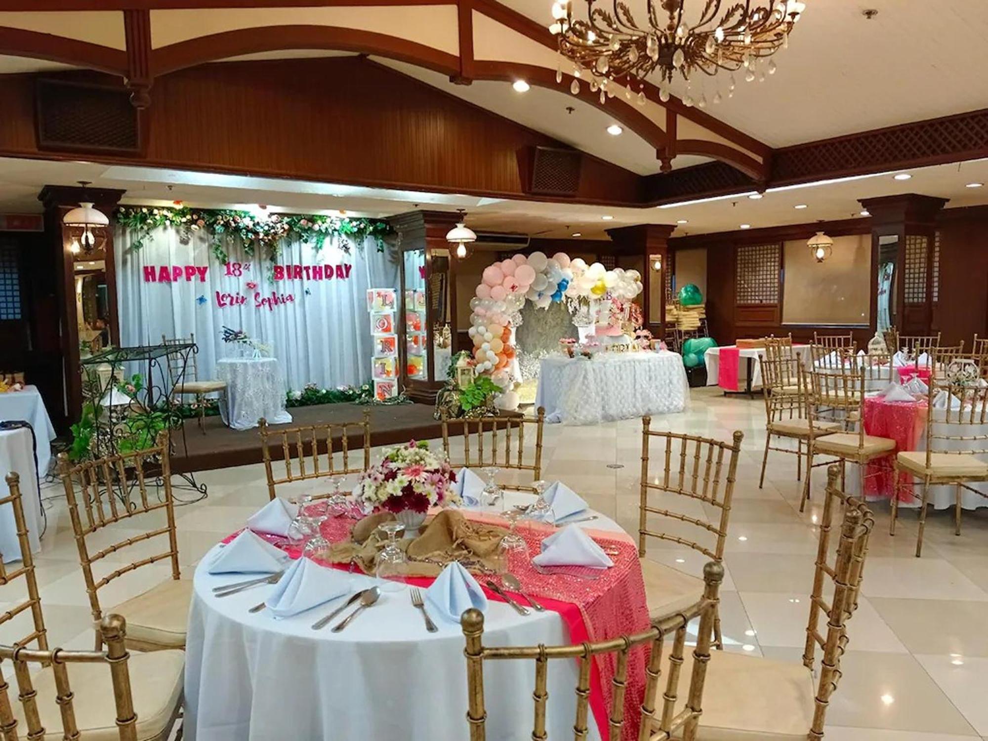 The Vip Hotel Cagayan de Oro Exteriör bild