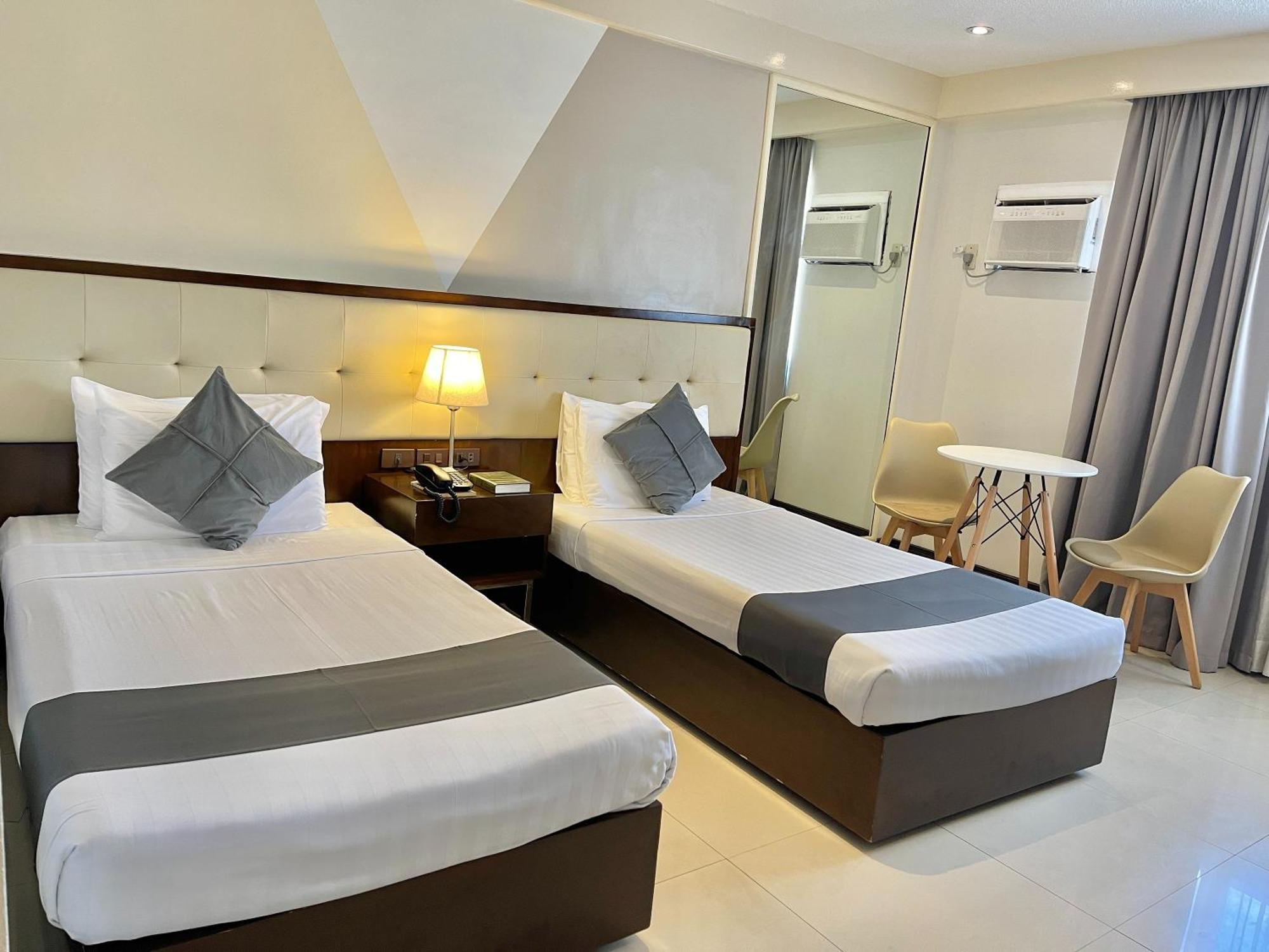 The Vip Hotel Cagayan de Oro Exteriör bild